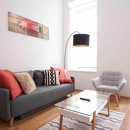 Modern Living In City Center - Fully Equipped Vienna Exterior photo