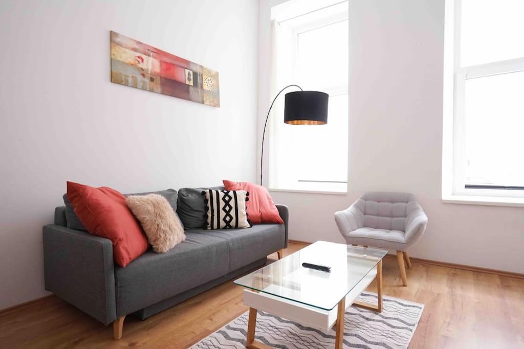 Modern Living In City Center - Fully Equipped Vienna Exterior photo