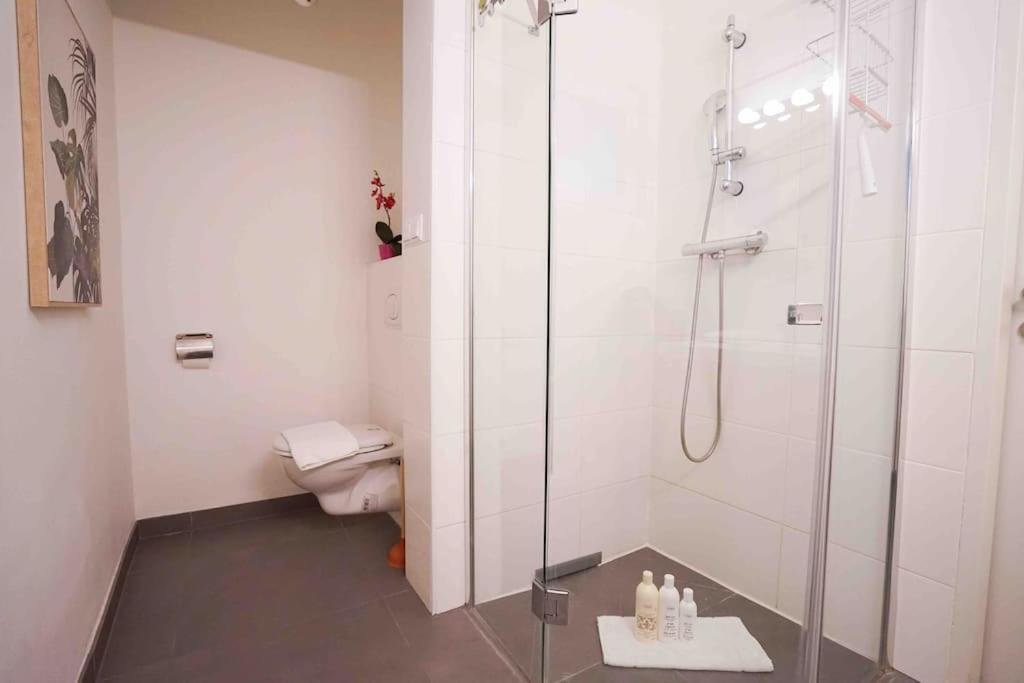 Modern Living In City Center - Fully Equipped Vienna Exterior photo