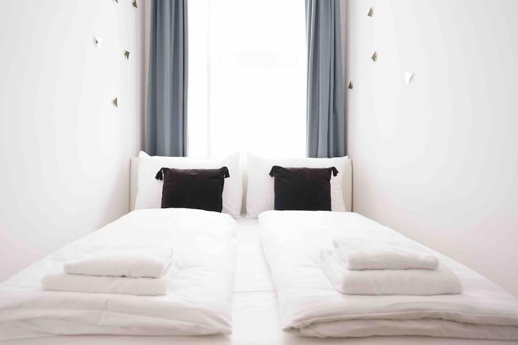 Modern Living In City Center - Fully Equipped Vienna Exterior photo