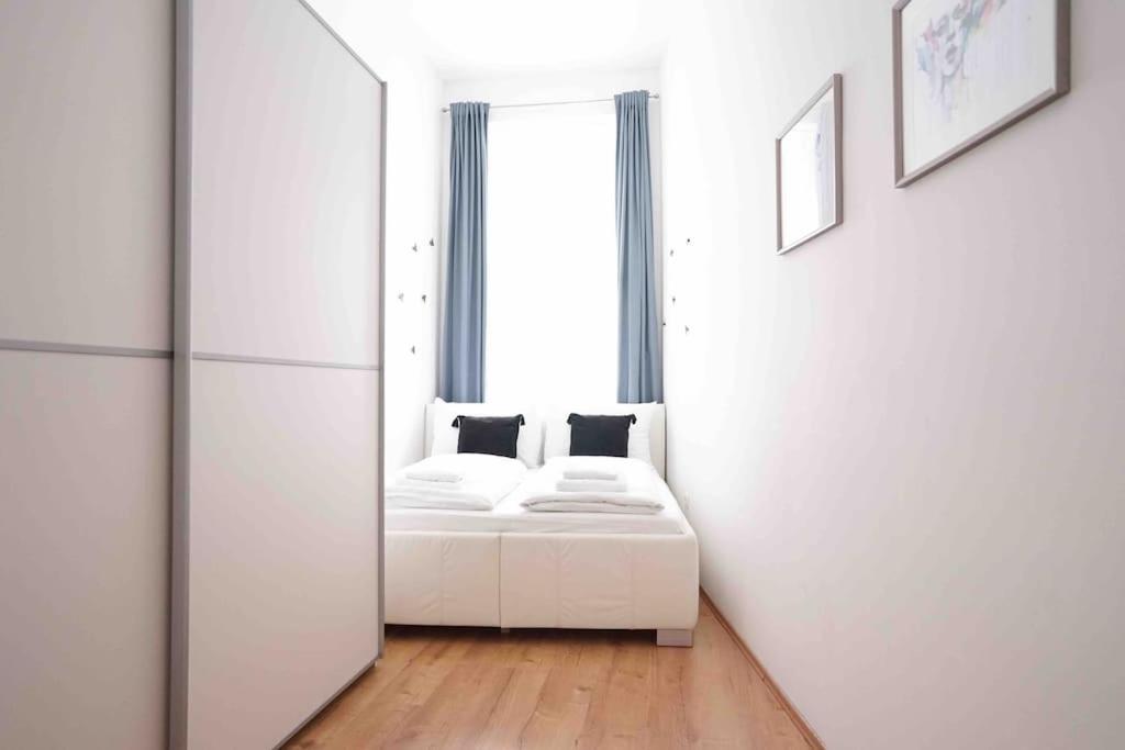 Modern Living In City Center - Fully Equipped Vienna Exterior photo